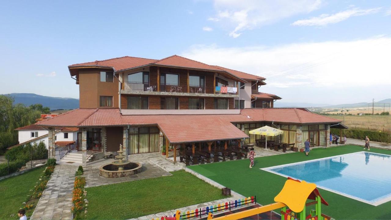 Maribel Spa Hotel Koprilova Exterior photo